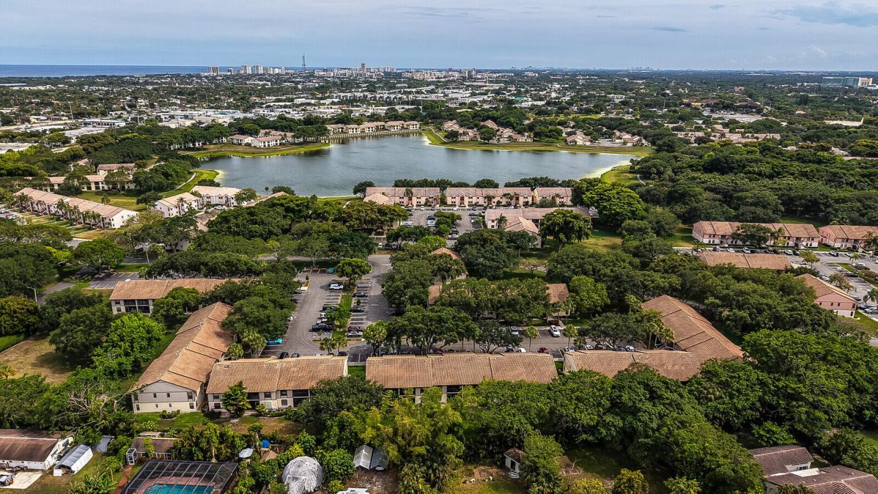 3130 Millwood Terrace, Unit 2150, Boca Raton, FL 33431 Photo