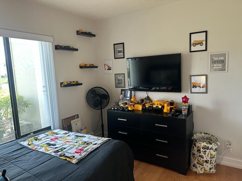1102 Green Pine Boulevard, Unit B1, West Palm Beach, FL 33409 Photo