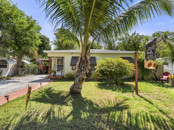 3032 Stanford Road, West Palm Beach, FL 33405