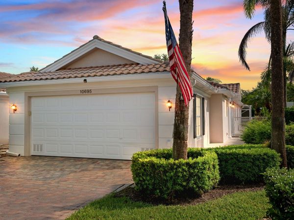 10695 SW Hartwick Drive, Port St. Lucie, FL 34987