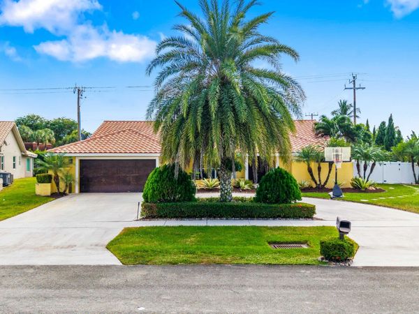 22071 Martella Avenue, Boca Raton, FL 33433