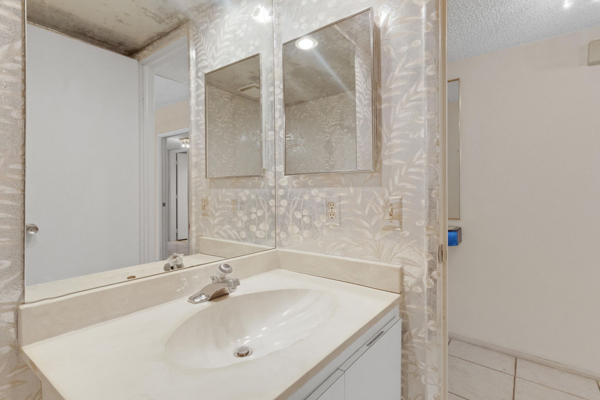 804 Cypress Grove Lane, Unit 202, Pompano Beach, FL 33069 Photo