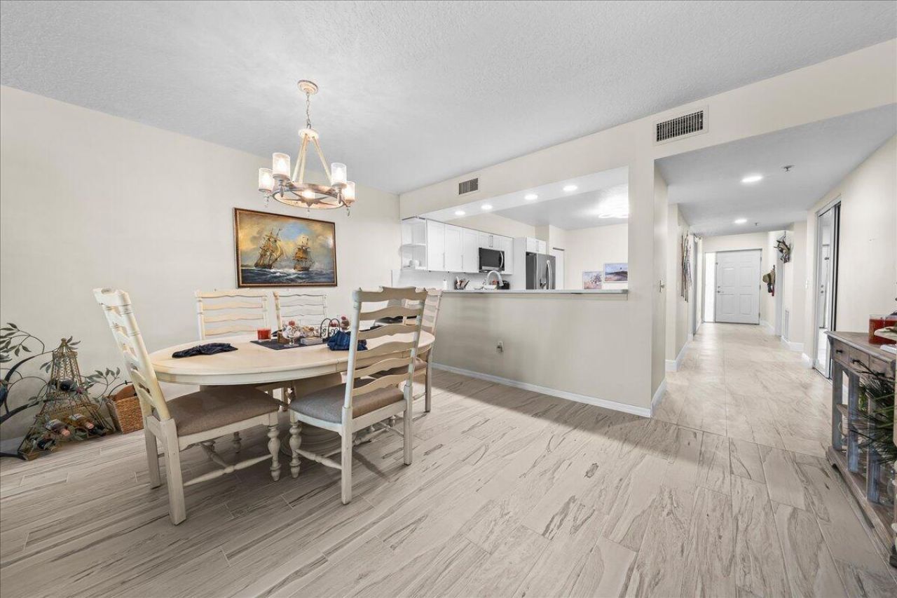 1791 Jimmy Buffett Mem Highway, Indian Harbor Beach, FL 32937 Photo