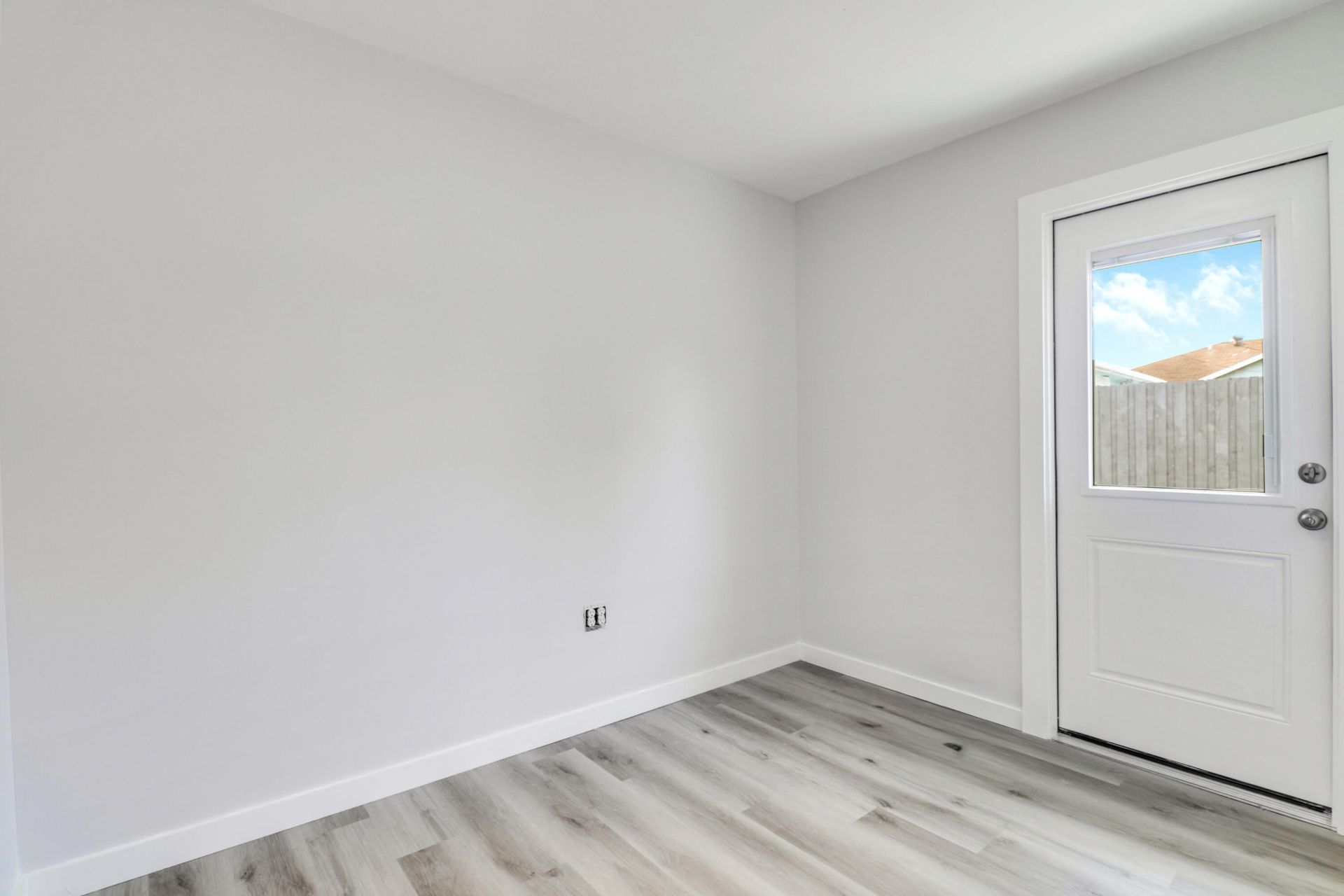748 Tallapoosa Street, West Palm Beach, FL 33405 Photo