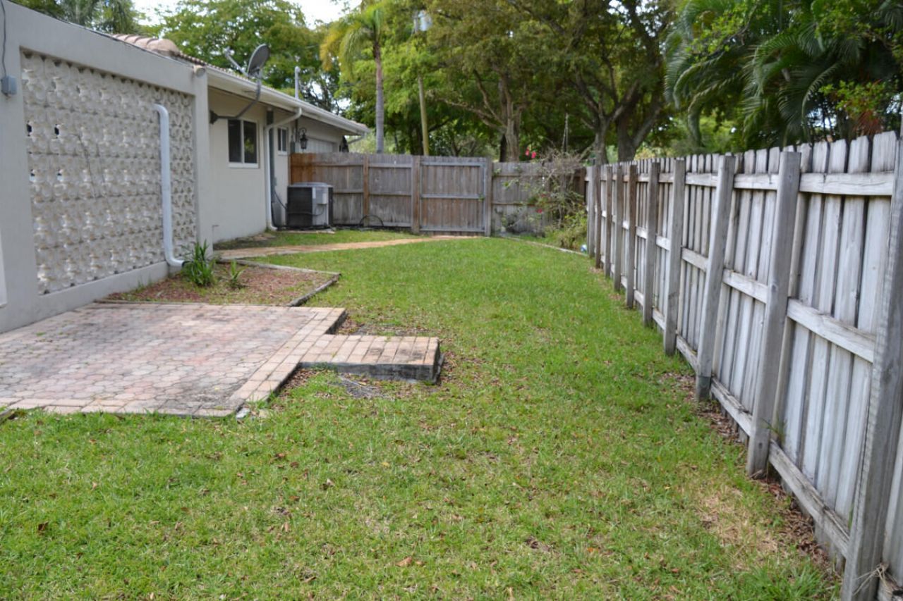 500 SW 62nd Avenue, Plantation, FL 33317 Photo
