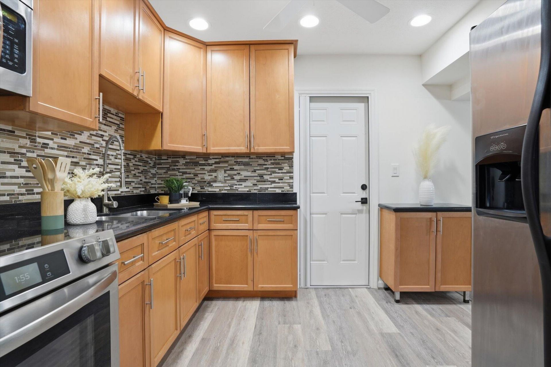 460 NW 136th Street, North Miami, FL 33168 Photo