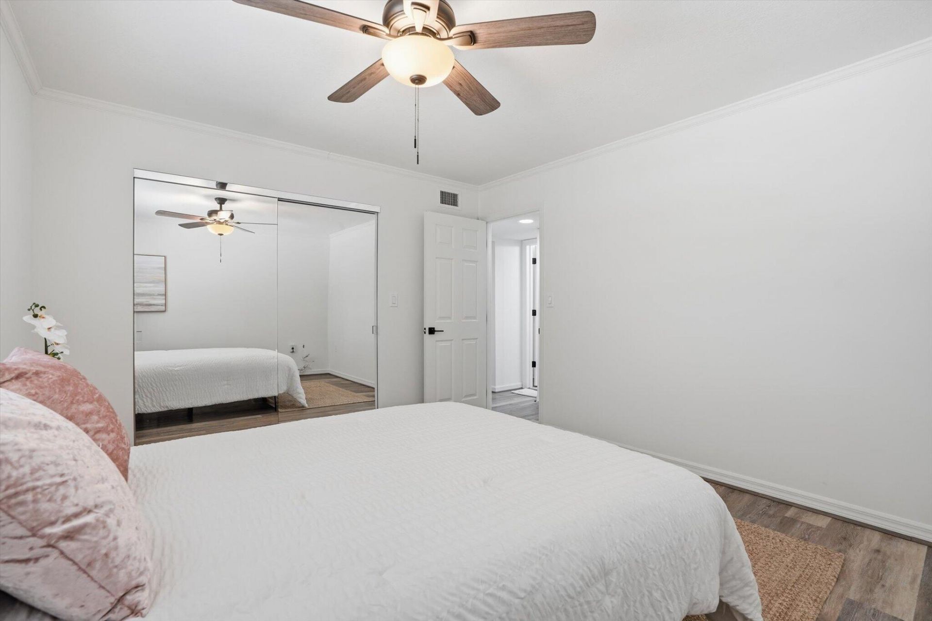 460 NW 136th Street, North Miami, FL 33168 Photo