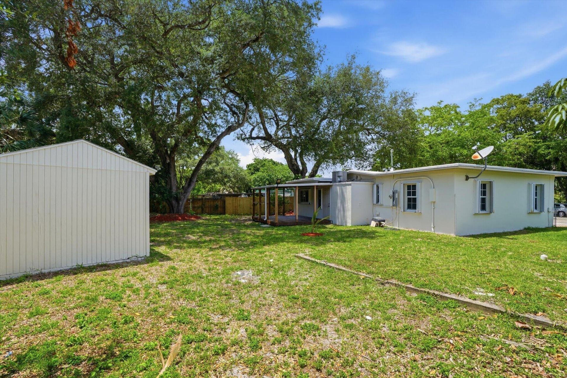 460 NW 136th Street, North Miami, FL 33168 Photo