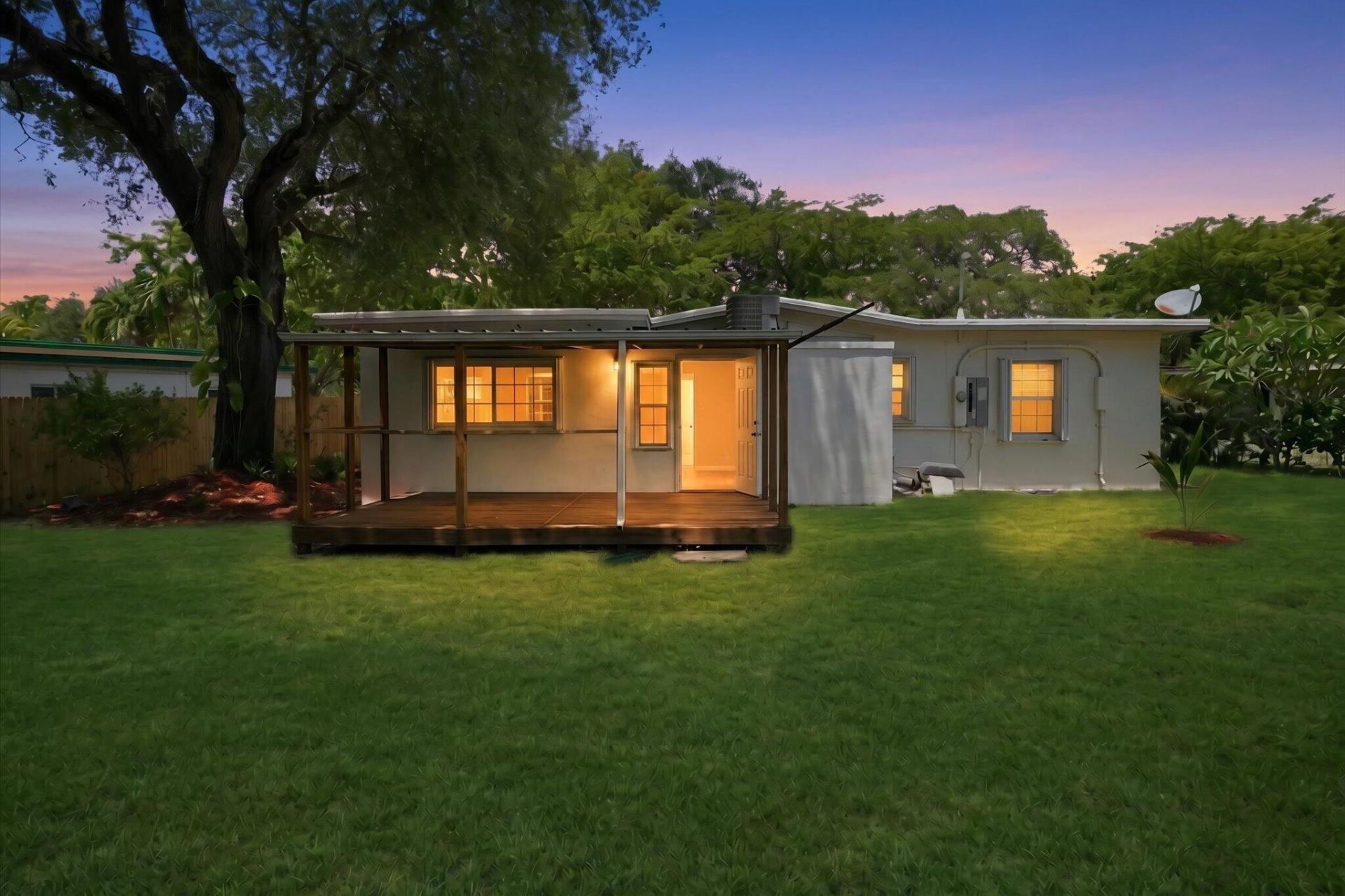 460 NW 136th Street, North Miami, FL 33168 Photo