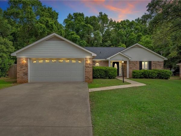 6382 Woodside Drive N, Theodore, AL 36582