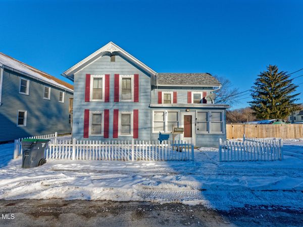 11 Nixon Street, Hoosick Falls, NY 12090