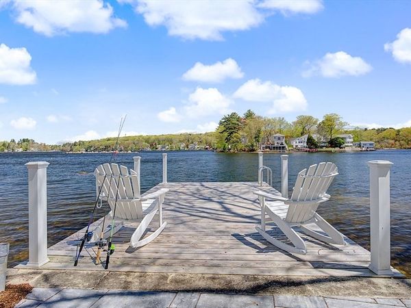 67 Oakhurst Rd, Hopkinton, MA 01748