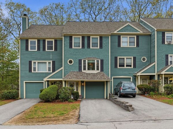15 Walnut Circle, Merrimack, NH 03054