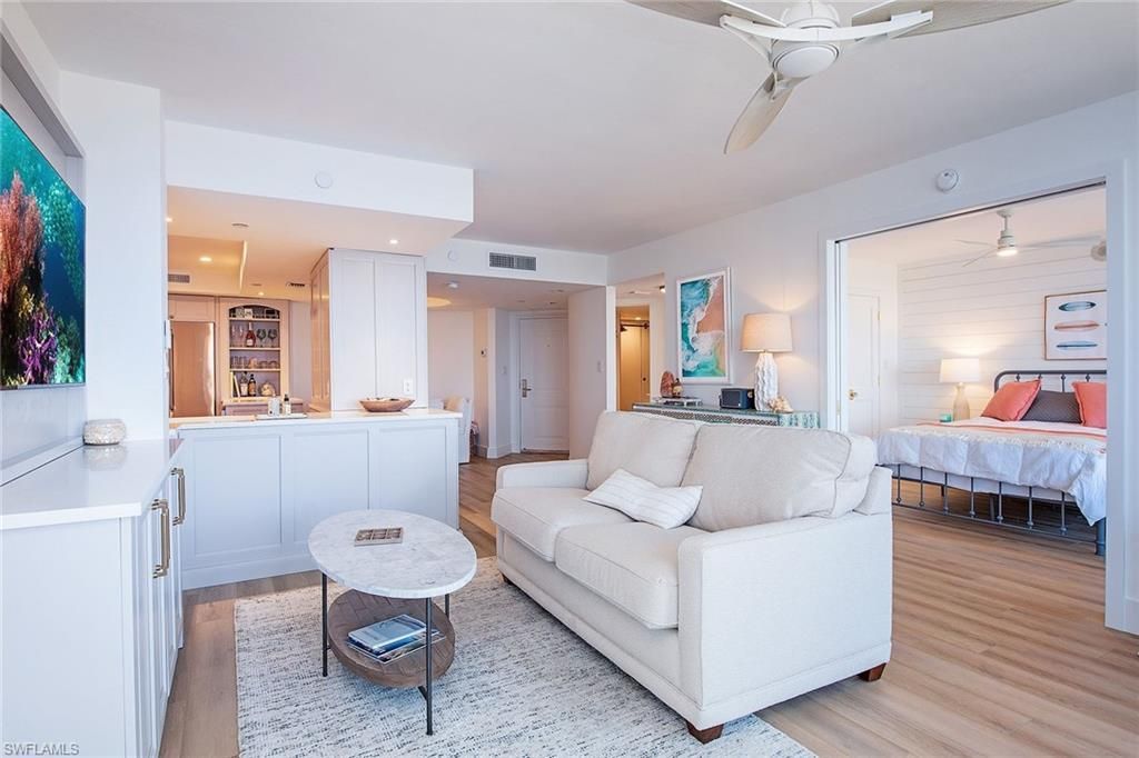 4751 Gulf Shore Blvd N, Unit 1204, Naples, FL 34103 Photo