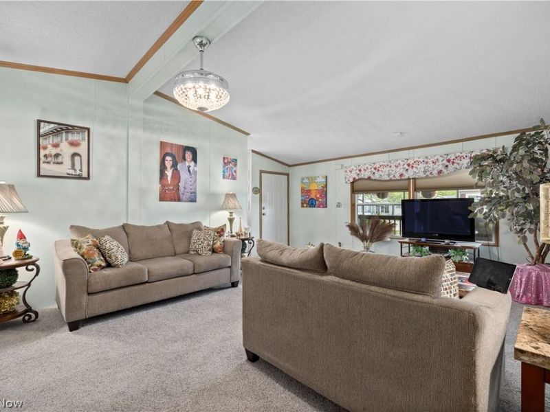 78 Periwinkle Drive, Olmsted Township, OH 44138 Photo 9