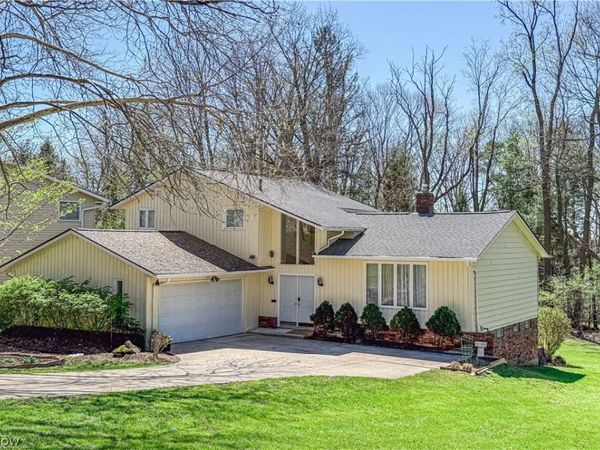 33170 Ledge Hill Drive , Solon, OH 44139
