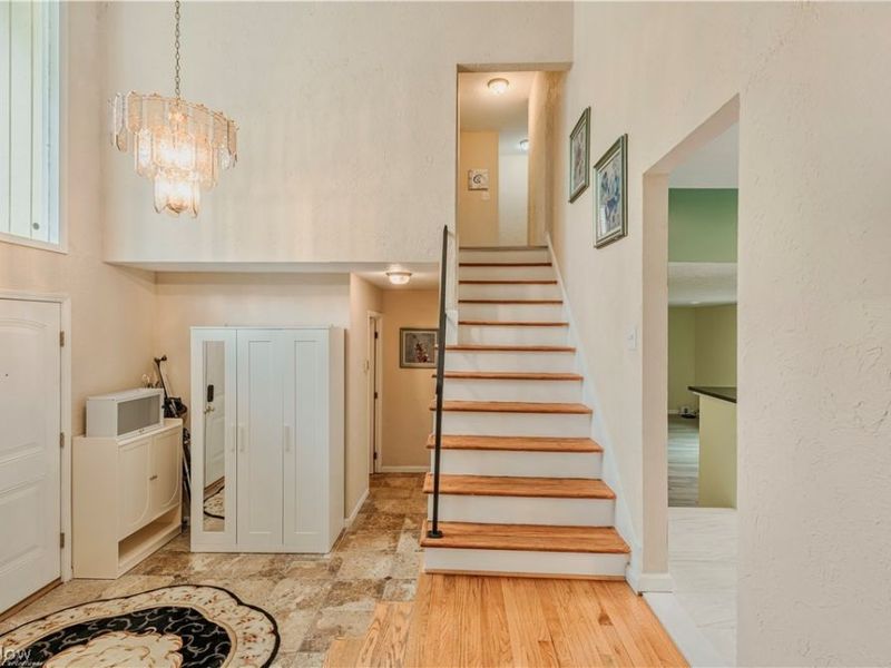 33170 Ledge Hill Drive, Solon, OH 44139 Photo 10