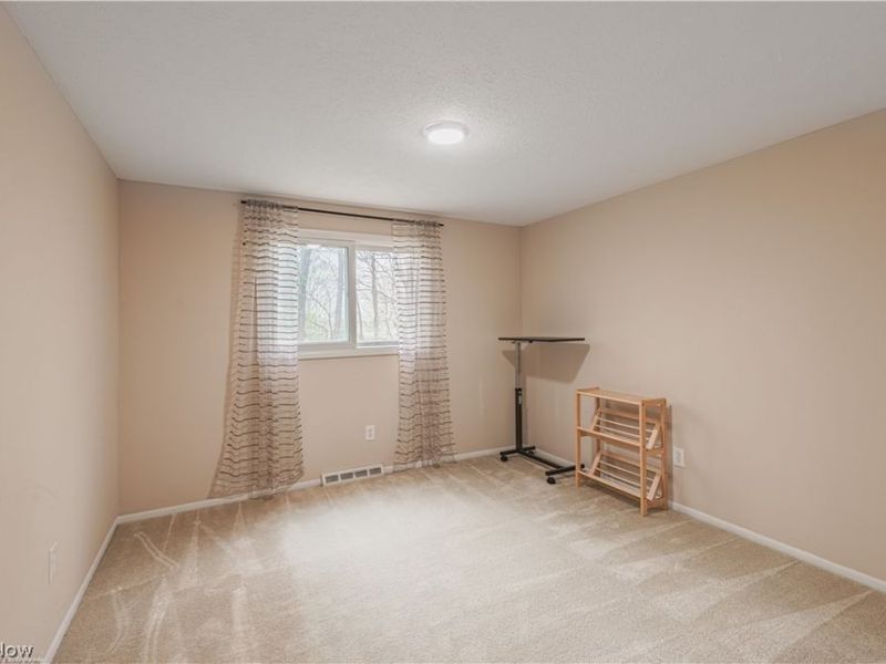 33170 Ledge Hill Drive, Solon, OH 44139 Photo 13