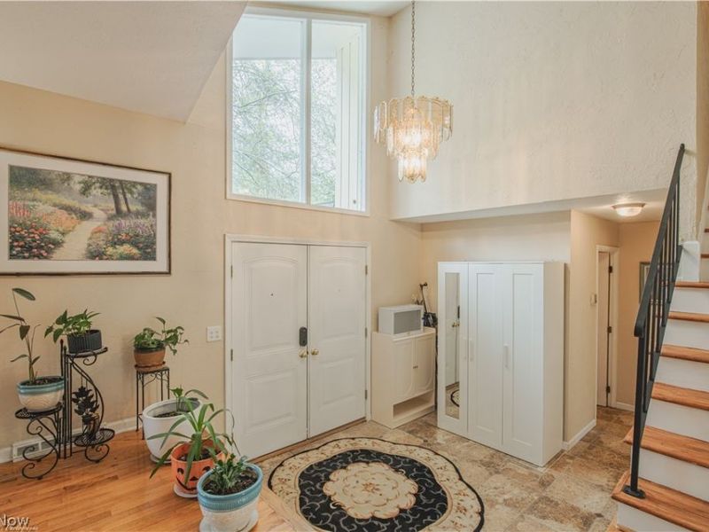 33170 Ledge Hill Drive, Solon, OH 44139 Photo 3