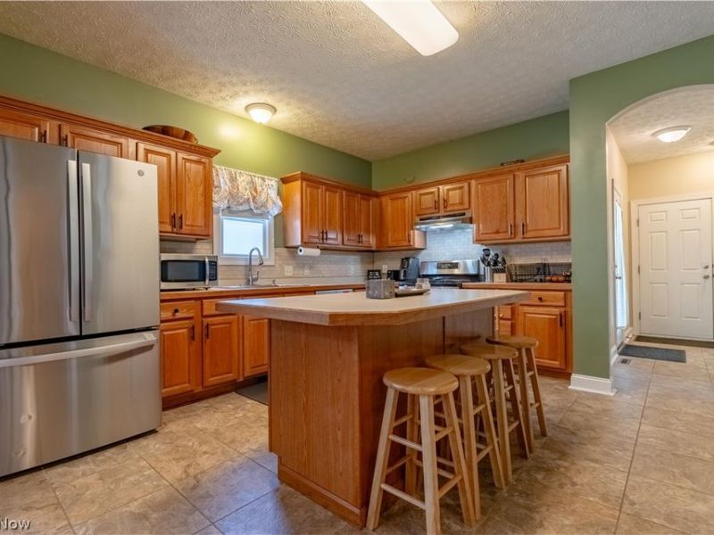 5263 Frederick Street, Barberton, OH 44203 Photo 11