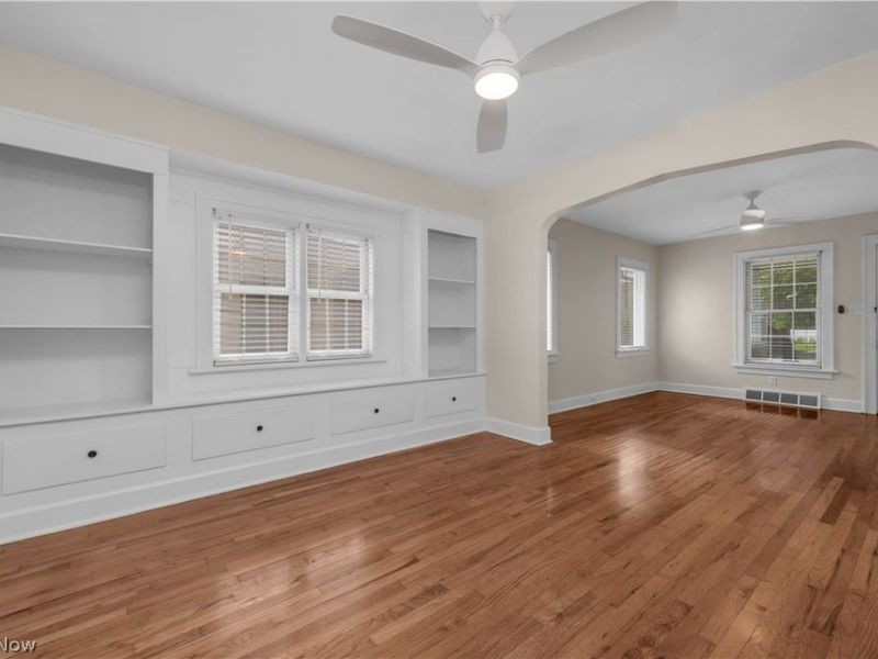 8012 Spring Garden Road , Parma, OH 44129 Photo 11