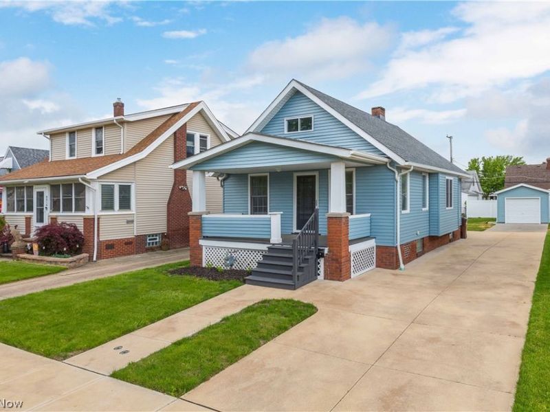 8012 Spring Garden Road , Parma, OH 44129 Photo 2