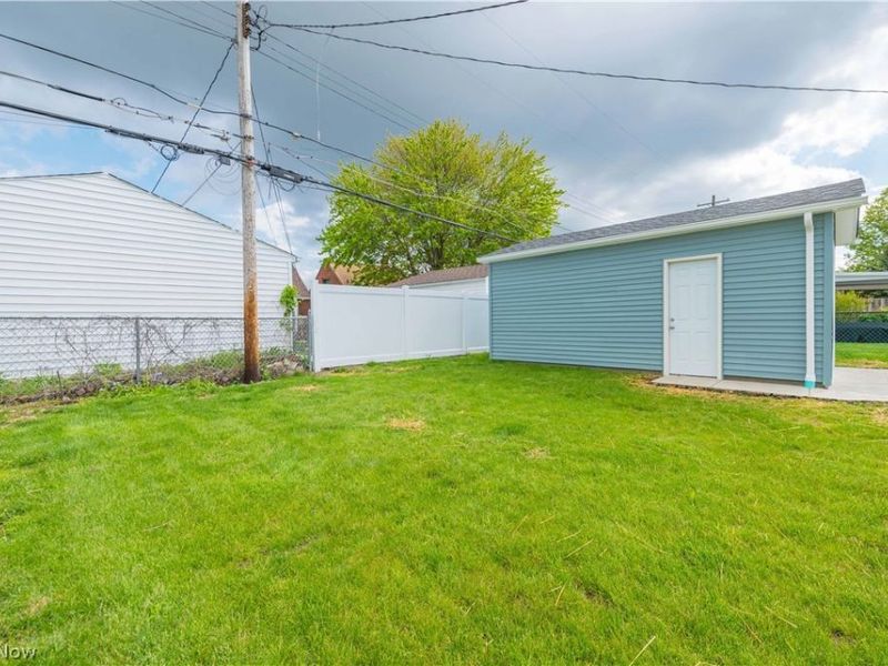 8012 Spring Garden Road , Parma, OH 44129 Photo 34