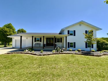 250 Peters Road, McKee, KY 40447