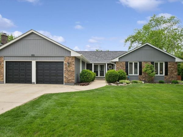 652 S Middleton Avenue , Palatine, IL 60067