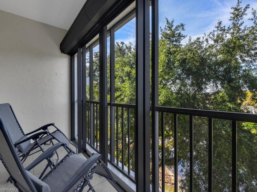 201 Arbor Lake Dr, Unit 404, Naples, FL 34110 Photo