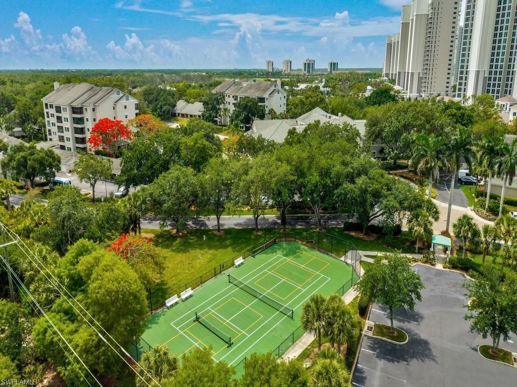201 Arbor Lake Dr, Unit 404, Naples, FL 34110 Photo