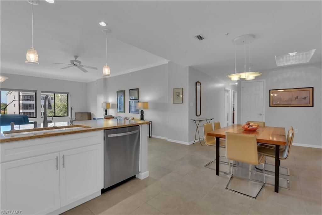 201 Arbor Lake Dr, Unit 404, Naples, FL 34110 Photo
