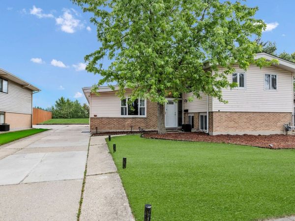 135 Westwood Drive , Park Forest, IL 60466