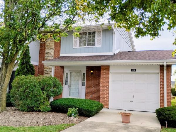 1616 Dundee Drive , Wheaton, IL 60189