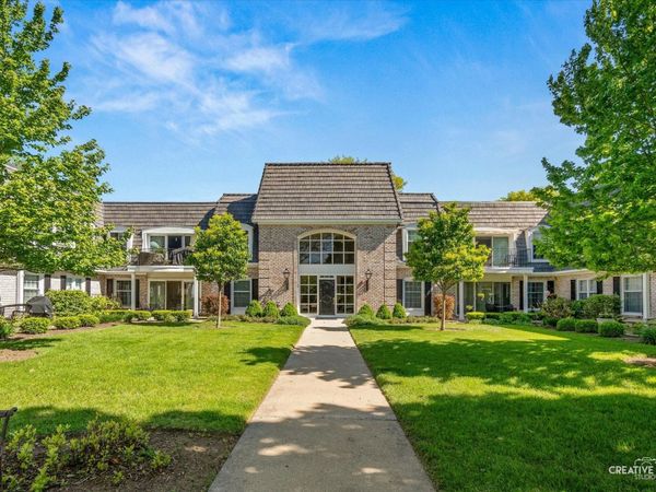 1 Normandie Drive , Unit 208, Sugar Grove, IL 60554