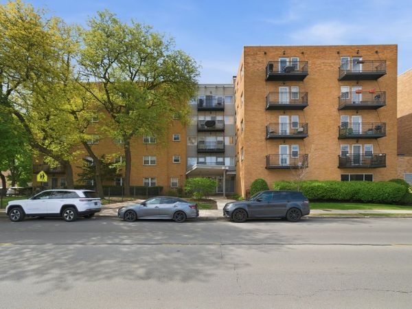 2501 W Bryn Mawr Avenue , Unit 308, Chicago, IL 60659