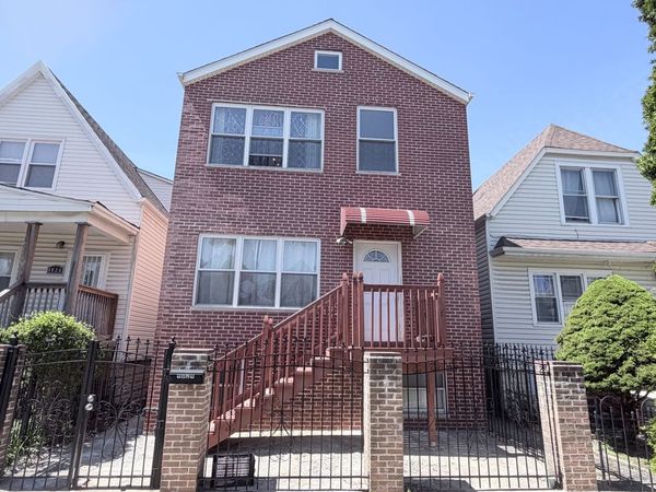 4024 S Artesian Avenue , Chicago, IL 60632