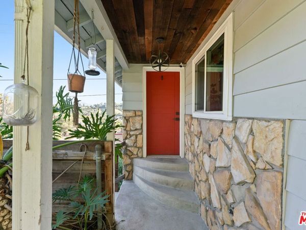 5810 Burwood Avenue, Los Angeles, CA 90042
