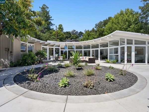 100 El Toyonal, Orinda, CA 94563