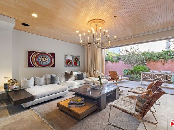 812 Brooks Avenue, Venice, CA 90291