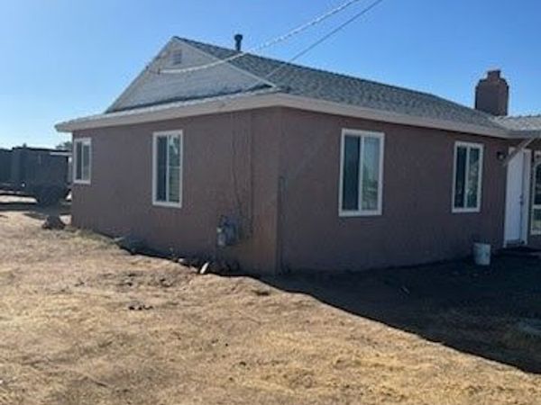 9966 Locust Avenue, Hesperia, CA 92345