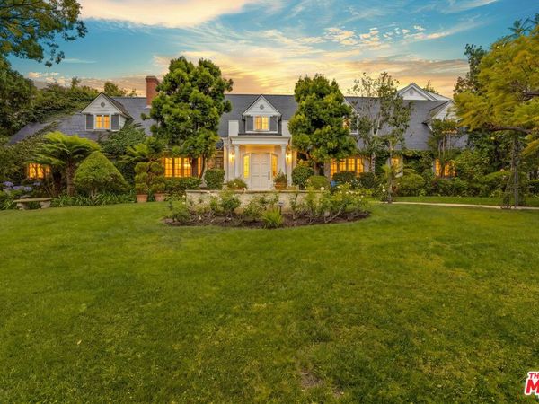 821 N Whittier Drive, Beverly Hills, CA 90210