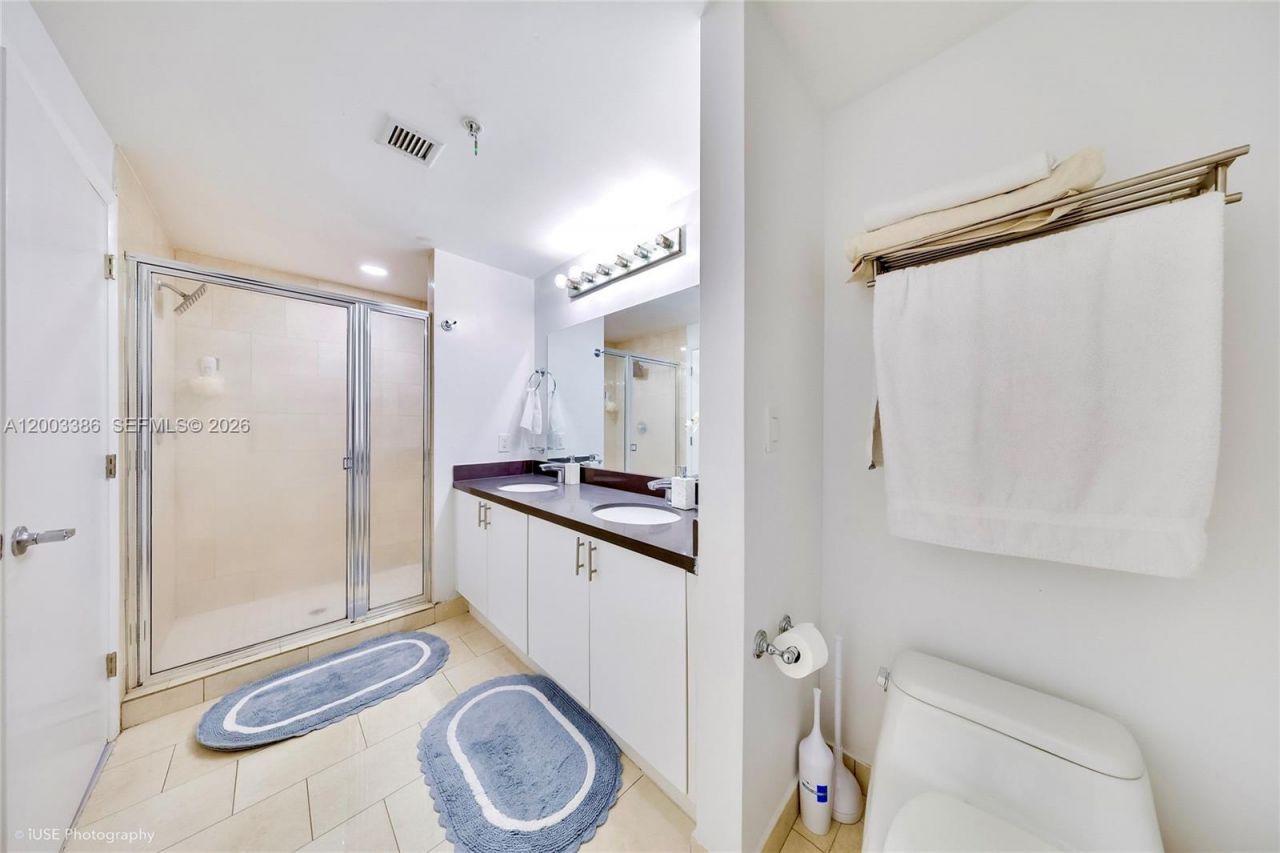 90 SW 3rd St , Unit 3109, Miami, FL 33130 Photo