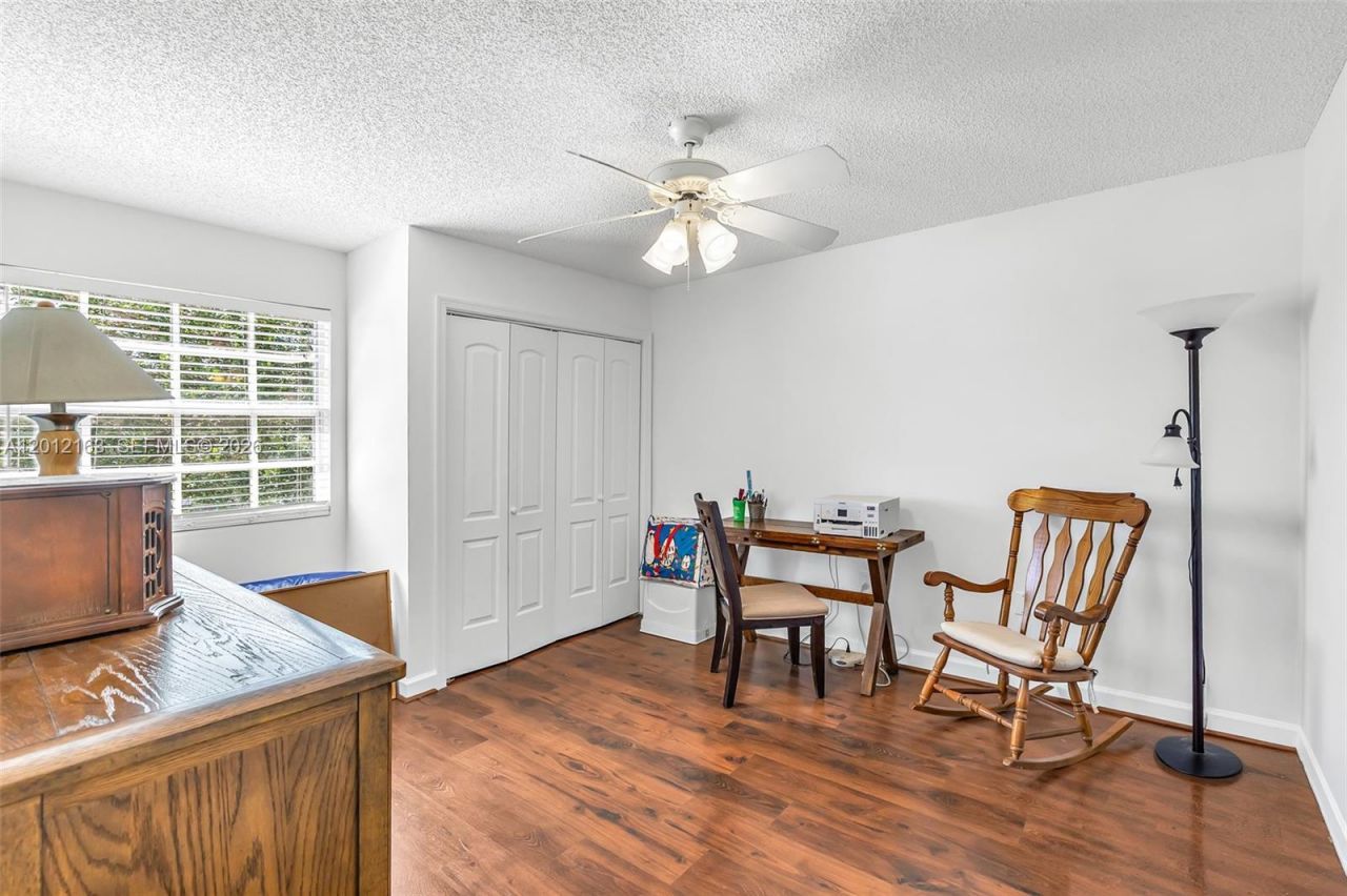 1910 NW 180th Way, Pembroke Pines, FL 33029 Photo