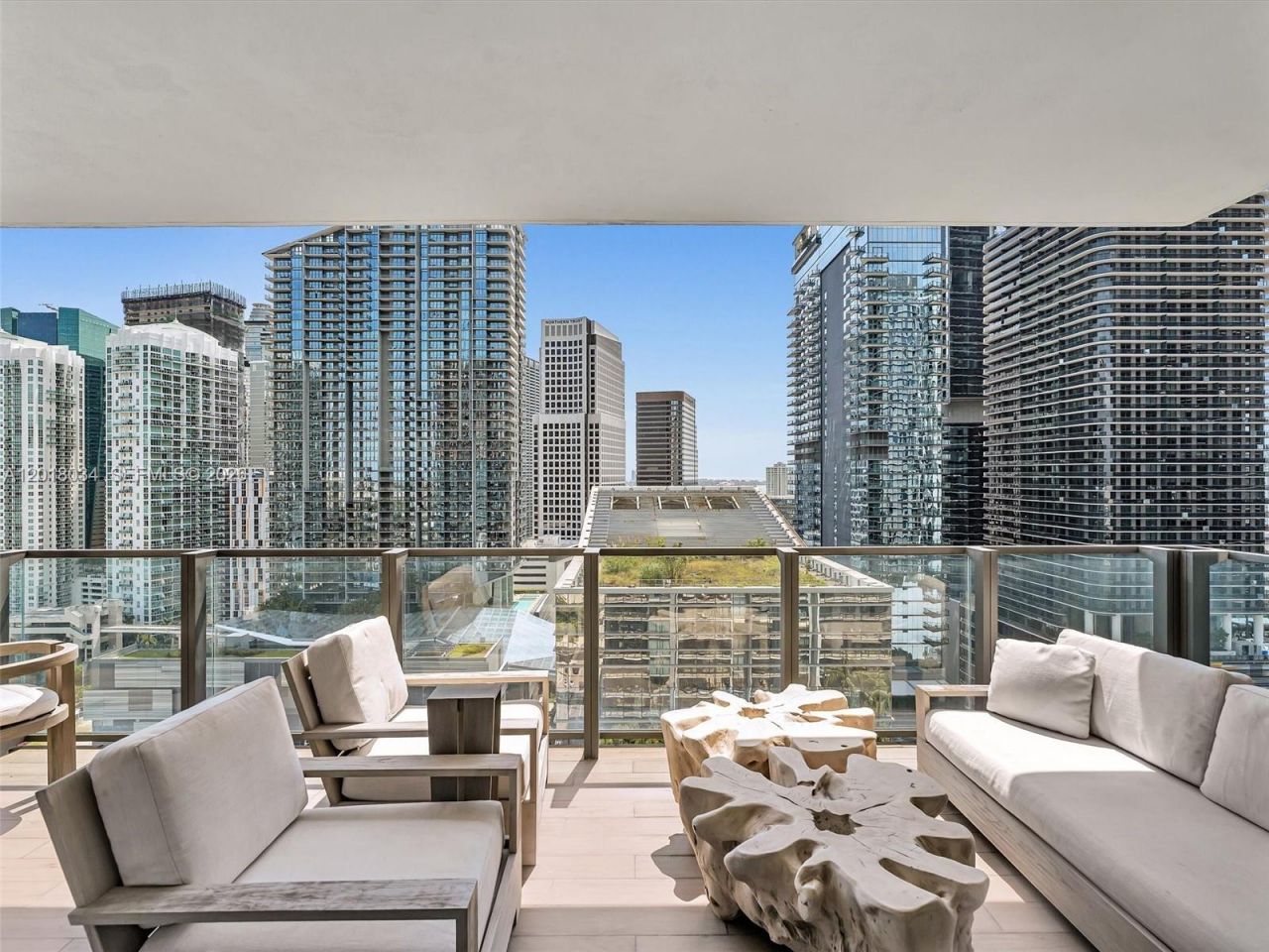 88 SW 7th St , Unit 2011, Miami, FL 33130 Photo