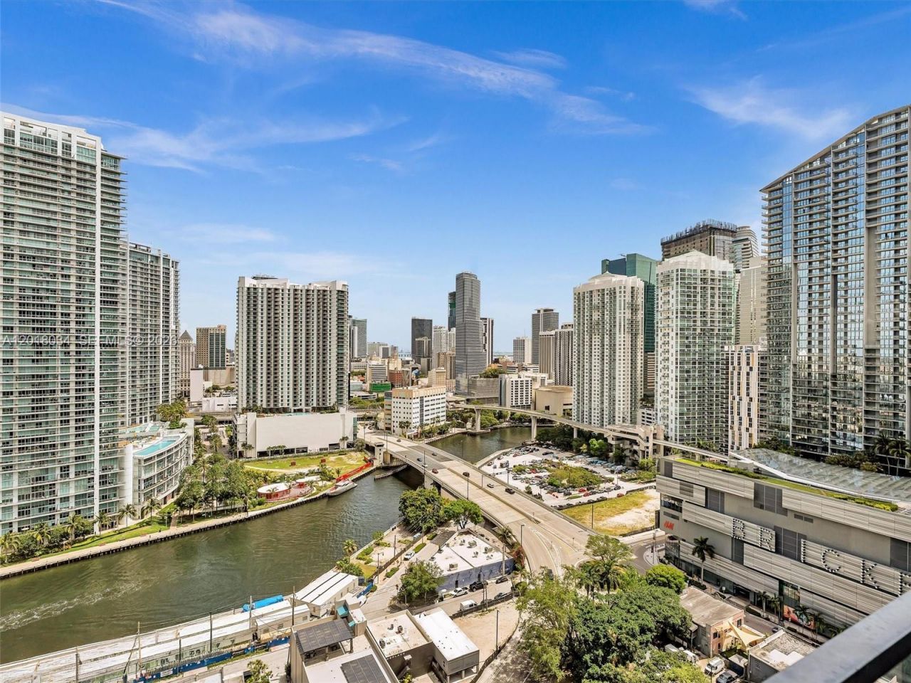 88 SW 7th St , Unit 2011, Miami, FL 33130 Photo