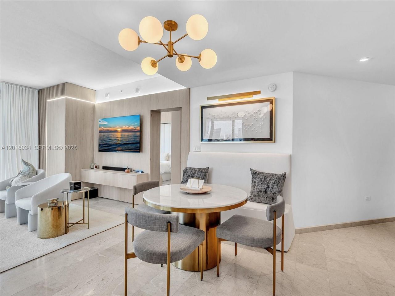 88 SW 7th St , Unit 2011, Miami, FL 33130 Photo