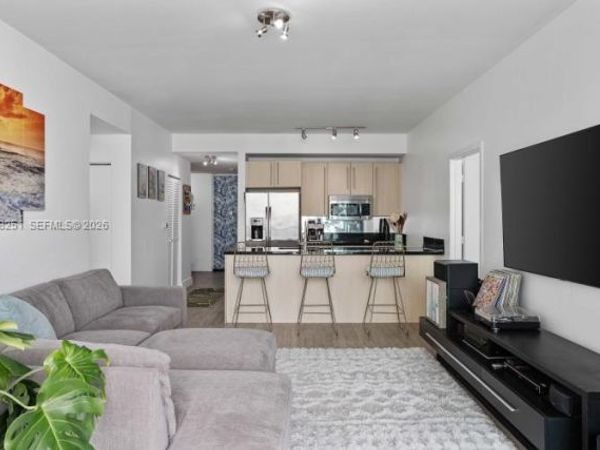 79 SW 12th St , Unit 3110-S, Miami, FL 33130