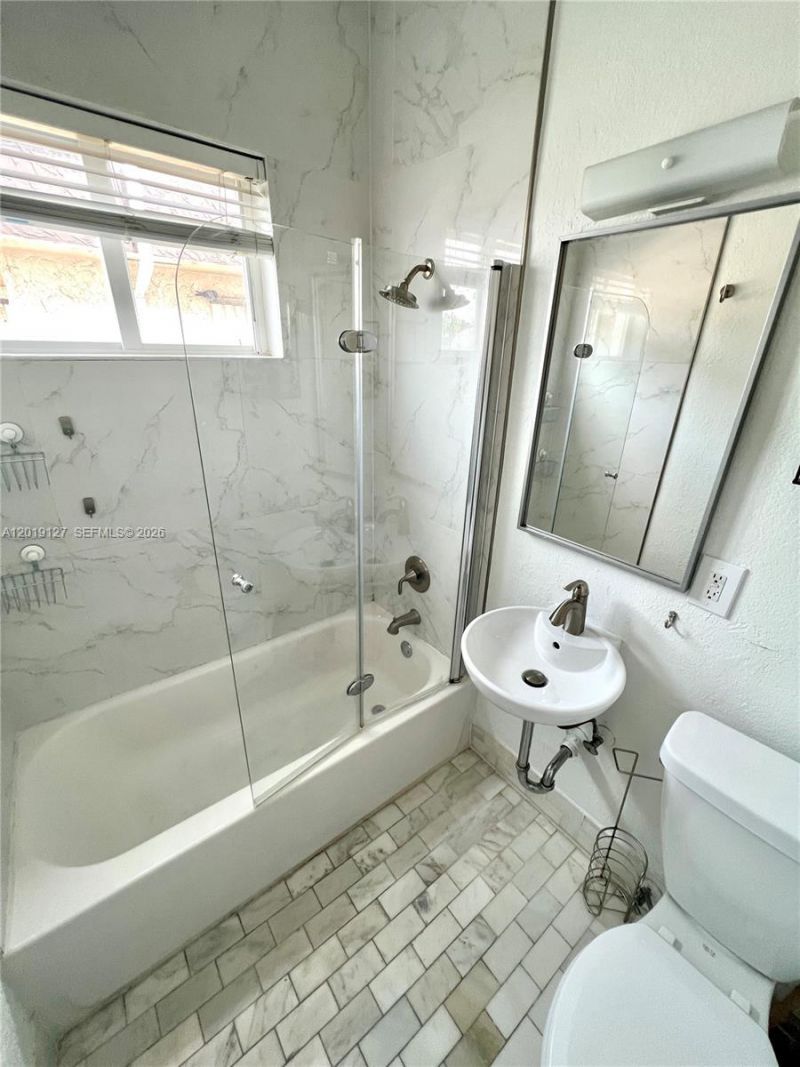 8415 Harding Ave , Unit 14, Miami Beach, FL 33141 Photo