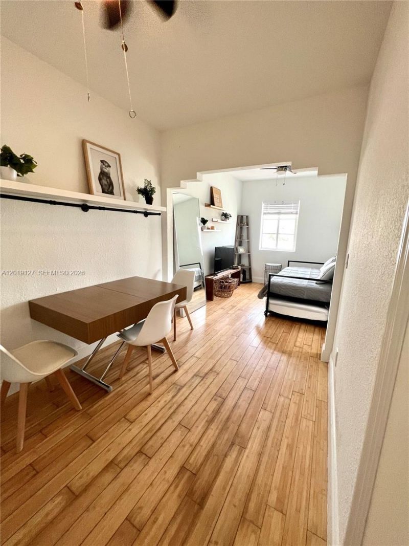 8415 Harding Ave , Unit 14, Miami Beach, FL 33141 Photo
